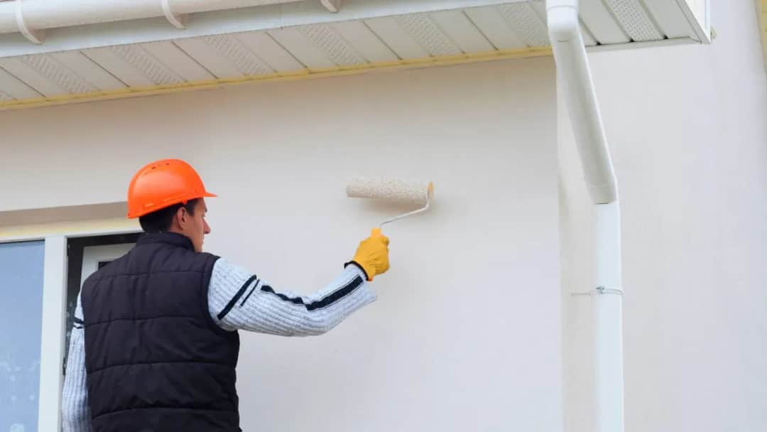 Ile kosztuje pomalowanie elewacji? Zaskakujące ceny w miastach